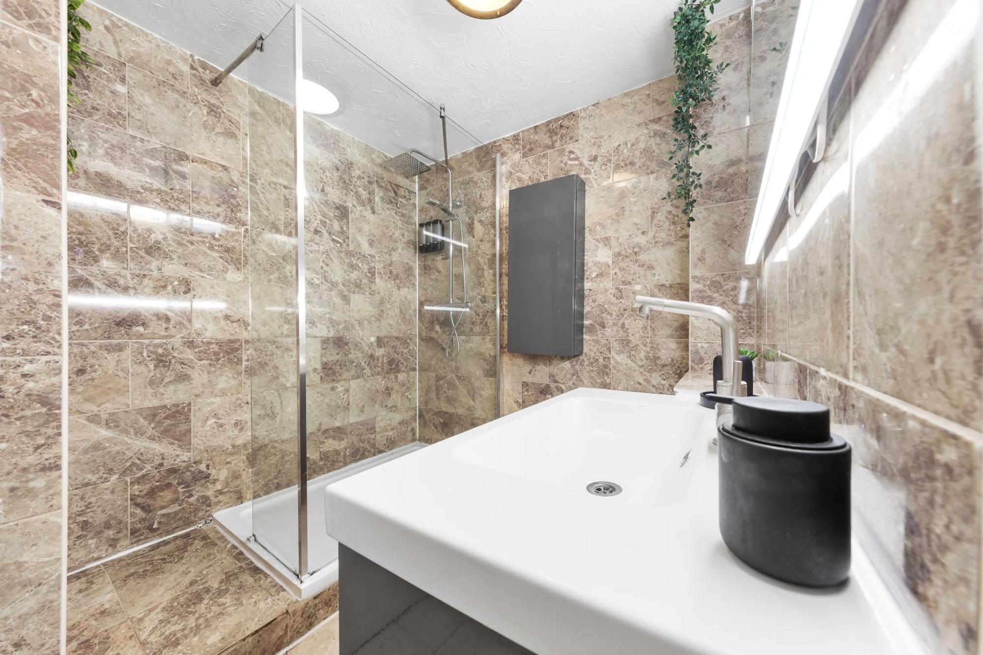 Quirky Canary 2Bed, Free Parking, Smart Tv & Games London Exterior photo